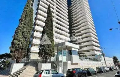 Apartamento à venda, com 3 suítes e 4 vagas de garagem no centro de ponta grossa, pr