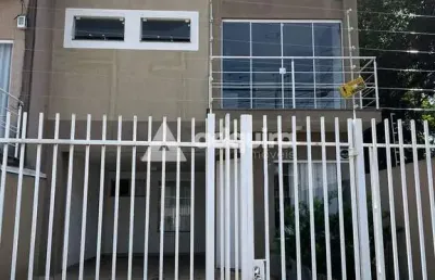 Sobrado semimobiliado para venda com 3 quartos, sendo 1 suíte, 2 vagas, 156 m², estrela, ponta gros