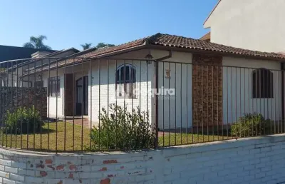 Casa com 2 quartos à venda na Rua dos Operários, Centro, Irati