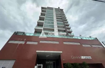 Apartamento contendo 2 suítes no edifício grande maison