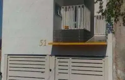 Casa com 3 quartos para alugar no Todos os Santos, Coronel Fabriciano 