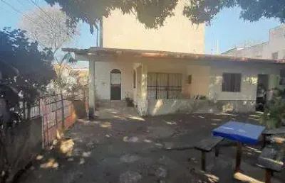 Casa com 3 quartos à venda no Centro, Ipatinga 