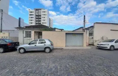 Casa com 3 quartos para alugar no Centro, Coronel Fabriciano 