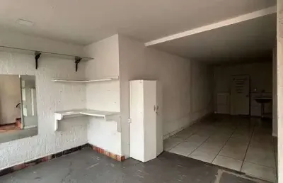 Seu negócio no melhor do giovannini – 30m² de potencial!