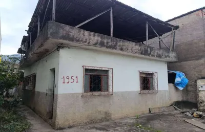 Casa na avenida magalhaes pinto, melo viana, coronel fabriciano