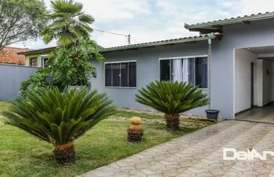 Casa térrea ampla (180,00,2) - terreno 587,50m2 - no faxinal - r$ 500.000,00