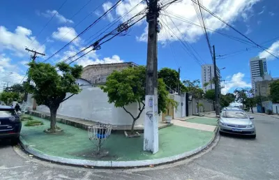 Excelente casa em candeias para fins comercial e residencial
