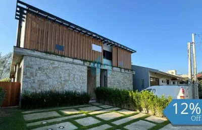 Lindas casas novas, localizadas no loteamento panorâmico, no centro de garopaba!