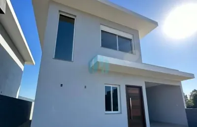 Linda casa nova, localizada no loteamento campo duna, em garopaba!