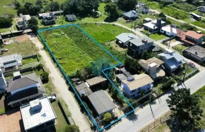 Imóvel em amplo terreno, no bairro areias de palhocinha, uma das melhores áreas p/ empreendimento, em garopaba!