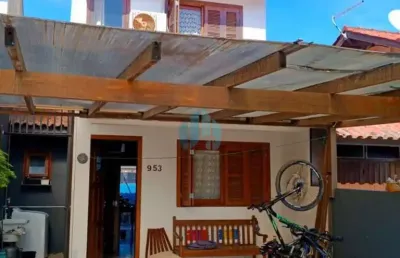 Casa próxima ao centro da cidade, pinguirito | garopaba - sc