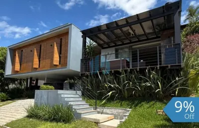 Bela casa a 250 m da praia, ao lado do centro da cidade, condomínio mar azul, ferraz | garopaba - sc