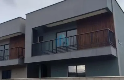 Belos sobrados novos, residencial terral residence, loteamento lagoa encantada, encantada | garopaba - sc