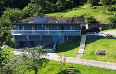 Bela casa com vista p/ lagoa, dunas e morro, costa de macacu | garopaba - sc