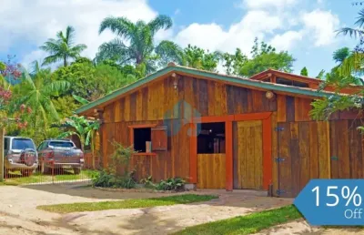 Belo imóvel com dois lofts + salão, em meio à natureza e próximo à cachoeira, encantada | garopaba - sc