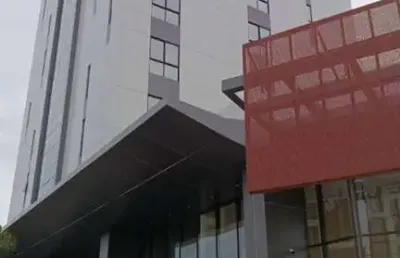 Sala comercial 40m² nos bancários, a venda por r$400.427,78.