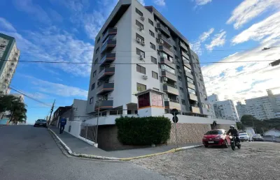 Apartamento com 3 quartos para alugar no Barreiros, São José 