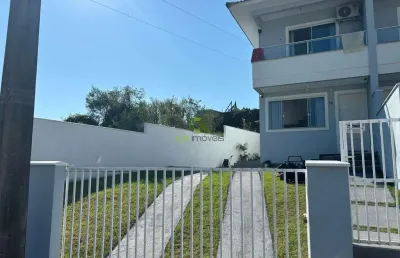 Sobrado 02 dormitórios com amplo quintal em palhoça!
