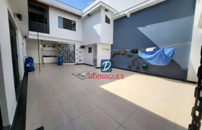 Casa com 4 quartos para alugar na Rua Noel Rosa, Vila Normandia, São Bernardo do Campo