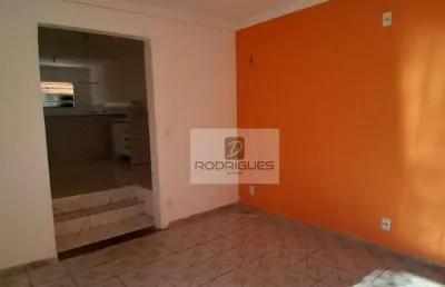 Casa com 2 dormitórios para alugar, 60 m² por r$ 1.600,00/ano - taboão - diadema/sp
