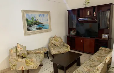 Apartamento à venda: 02 dormitórios no bairro da aviação/praia grande.
