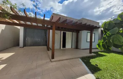 Venda - casa com 2 dormitórios no bairro aldeia da lagoa em tramandaí