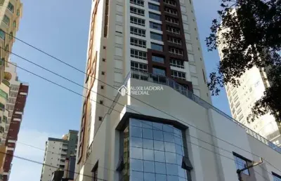 Cobertura com 4 quartos à venda na rua 3900, 155, centro, balneário camboriú, 308 m2 por r$ 9.800.000