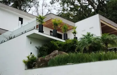 Casa em condomínio fechado com 4 quartos à venda na avenida hermógenes de assis feijó, 621, barra, balneário camboriú, 432 m2 por r$ 5.950.000