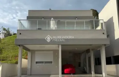 Casa em condomínio fechado com 3 quartos à venda na rua joaquim garcia, 1390, centro, camboriú, 402 m2 por r$ 4.000.000