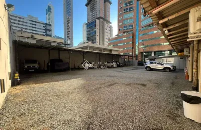 Terreno à venda na rua 2300, 317, centro, balneário camboriú, 701 m2 por r$ 18.000.000