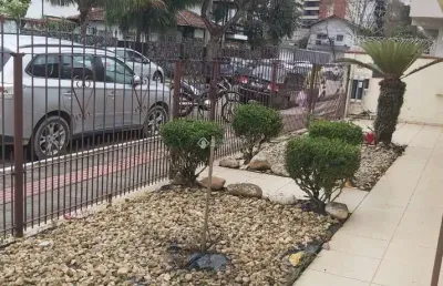 Casa com 4 quartos à venda na rua 1926, 449, centro, balneário camboriú, 153 m2 por r$ 2.400.000