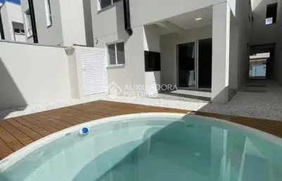 Casa em condomínio fechado com 3 quartos à venda na escoteiro julio cesar de medeiros, 174, são joão, itajaí, 163 m2 por r$ 1.270.000