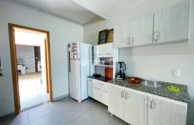 Casa com 2 quartos à venda na rua san marino, 123, santa regina, camboriú, 85 m2 por r$ 460.000