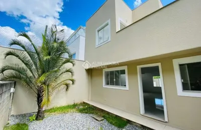 Casa com 3 quartos à venda na rua cruz e sousa, 290, praia dos amores, balneário camboriú, 176 m2 por r$ 2.500.000
