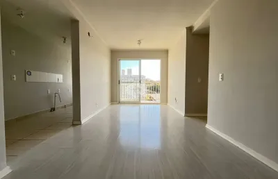 Ótimo apartamento com 3 dormitórios e semimobiliado.