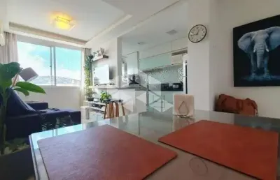 Apartamento a venda,  2 dormitórios, semimobiliado, com garagem, no bairro cristal
