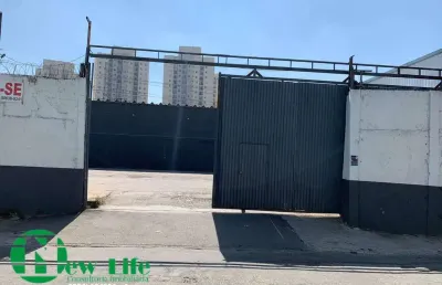 Barracão / Galpão / Depósito com 4 salas para alugar no Jardim das Graças, São Paulo 