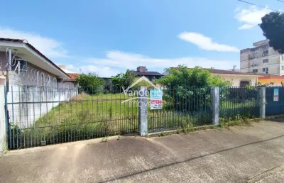 Amplo terreno com escritura pública com 360m² em excelente localização no centro de palhoça - sc