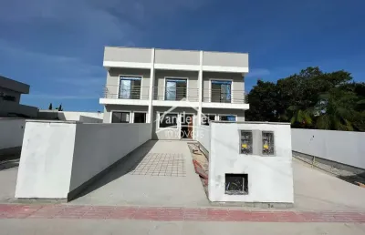 Sobrado alto padrão com 03 quartos, sendo 01 suíte no bairro aririu em palhoça - sc