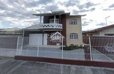 Casa de 170m² com 03 quartos no bairro jardim eldorado em palhoça - sc