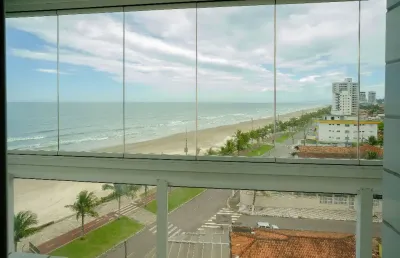 Apto lateral com linda vista para o mar - em solemar - praia grande