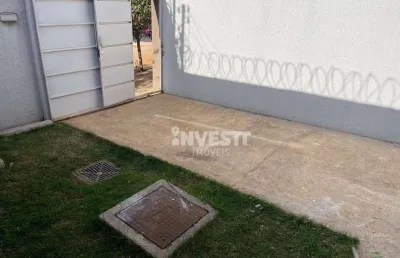 Casa com 2 quartos para alugar na Rua Juca Rodrigues, Residencial Buena Vista III, Goiânia