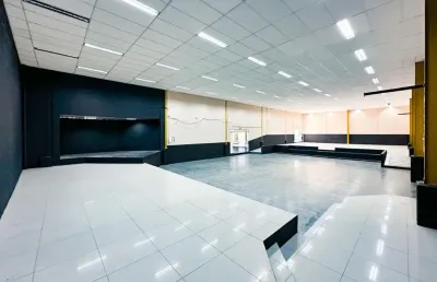 Aluga-se galpão com 1.820m² bairro victor konder - blumenau