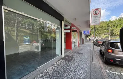 Sala comercial para alugar na Rua Padre Jacobs, 1, Centro, Blumenau