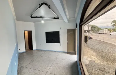 Alugo sala comercial em ponto estratégico - no bairro progresso