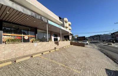 Sala comercial para locação no bairro itoupava norte.