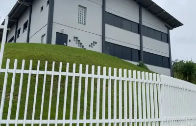 Alugo excelente galpão com 850m², bairro encano - indaial