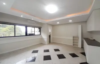 Alugo linda sala comercial em centro clínico - bairro garcia