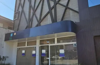 Ponto comercial de 1.000m² em 2 pisos na av. dois de setembro - blumenau/sc