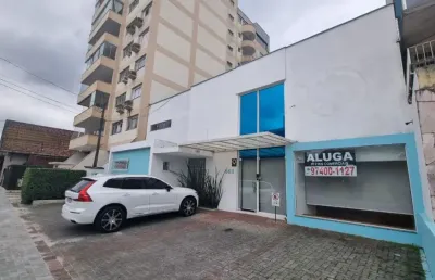 Alugo sala comercial 415m², bairro ponta aguda – em blumenau